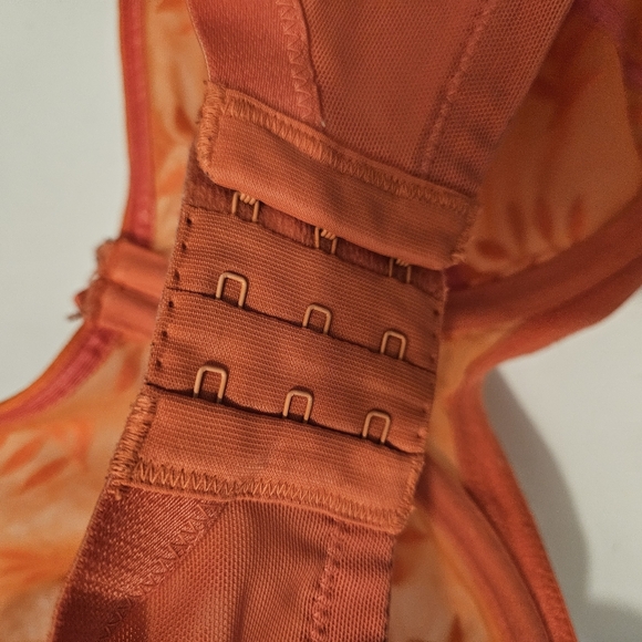 34H Panache Tango II Balconette Bra - Picture 5 of 6